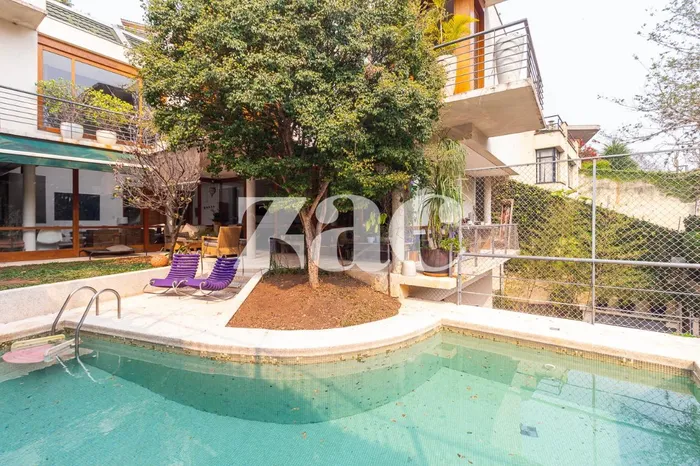 Casa com 3 suítes à venda em Alto De Pinheiros, São Paulo, por R$ 5.400.000 Imagem 2