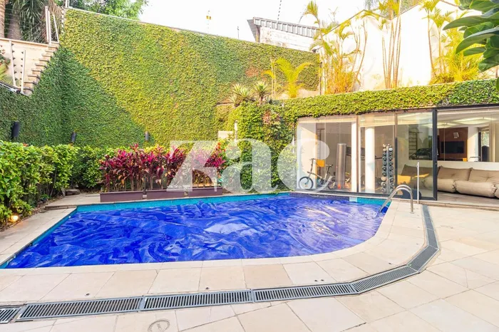 Casa com 5 suítes à venda em Alto De Pinheiros, São Paulo, por R$ 5.500.000 Imagem 3