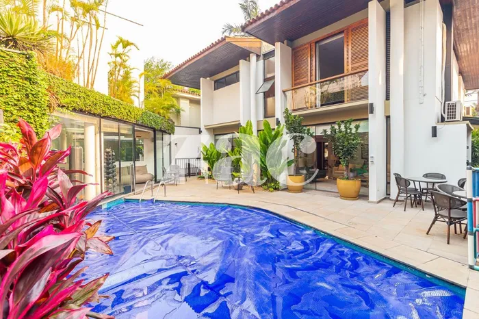 Casa com 5 suítes à venda em Alto De Pinheiros, São Paulo, por R$ 5.500.000