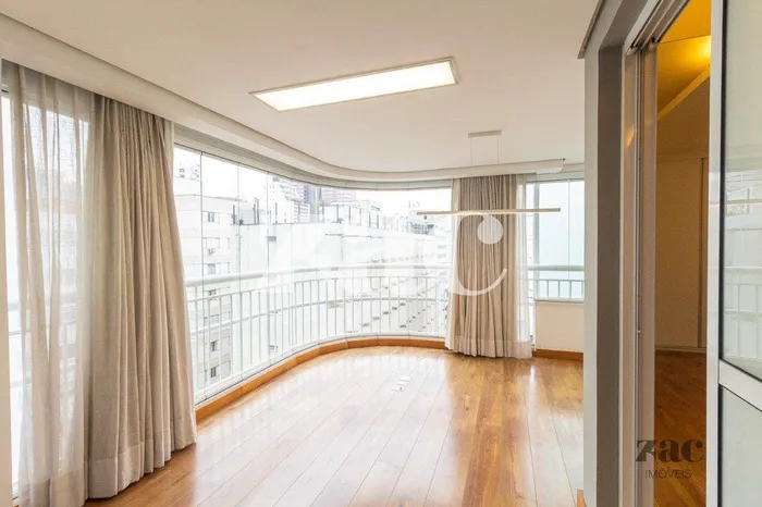 Apartamento com 2 suítes à venda em Jardins, São Paulo, por R$ 1.750.000 Imagem 2